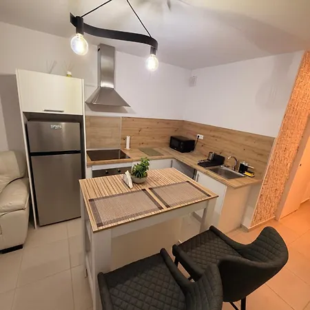 Nmt House Apartament *